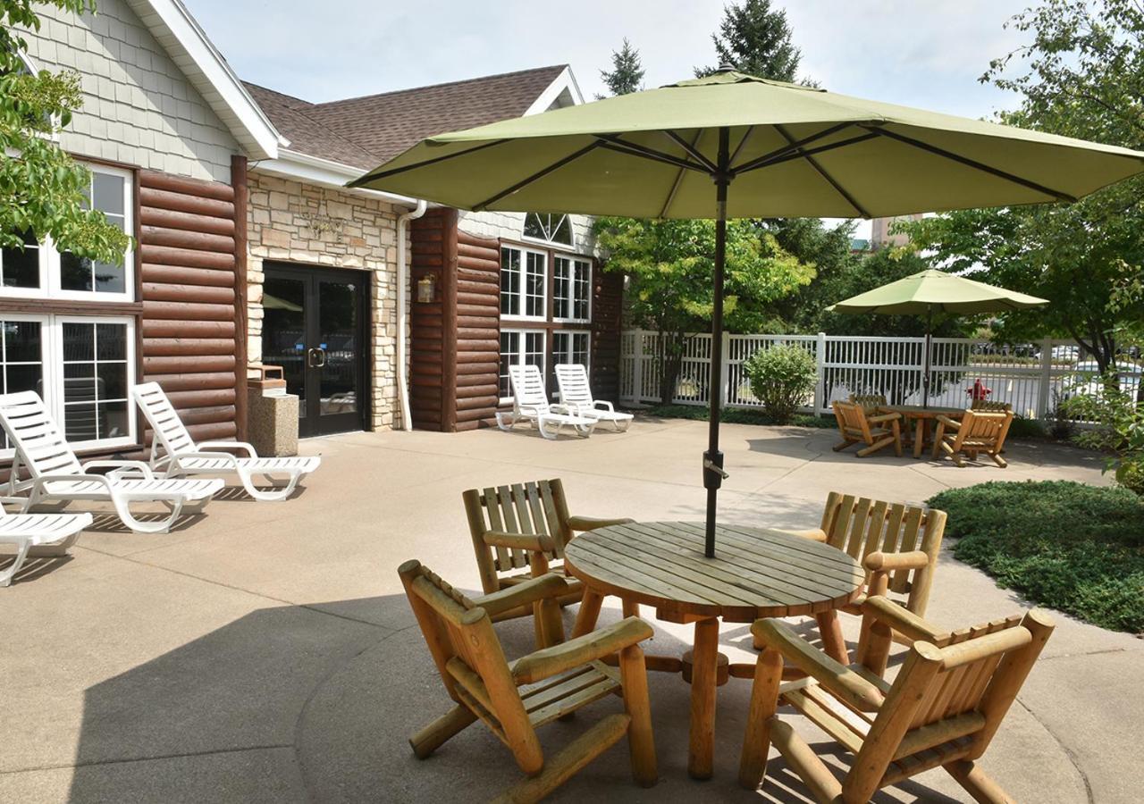 Cedar Creek Hotel Wausau - Rothschild 외부 사진