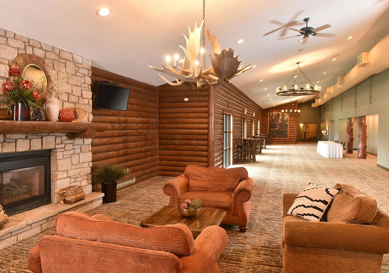 Cedar Creek Hotel Wausau - Rothschild 외부 사진
